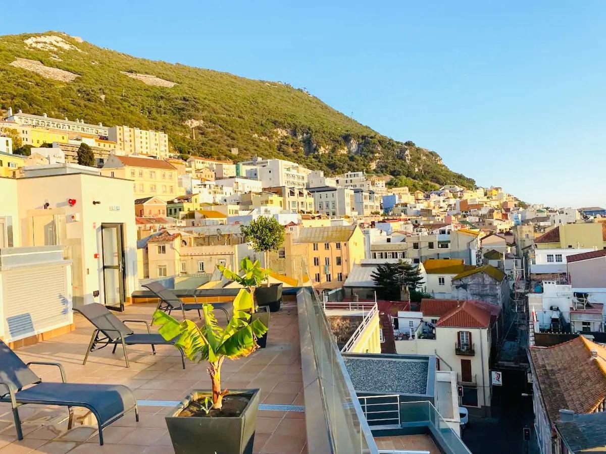 Gibraltar Central Suites Exteriör bild