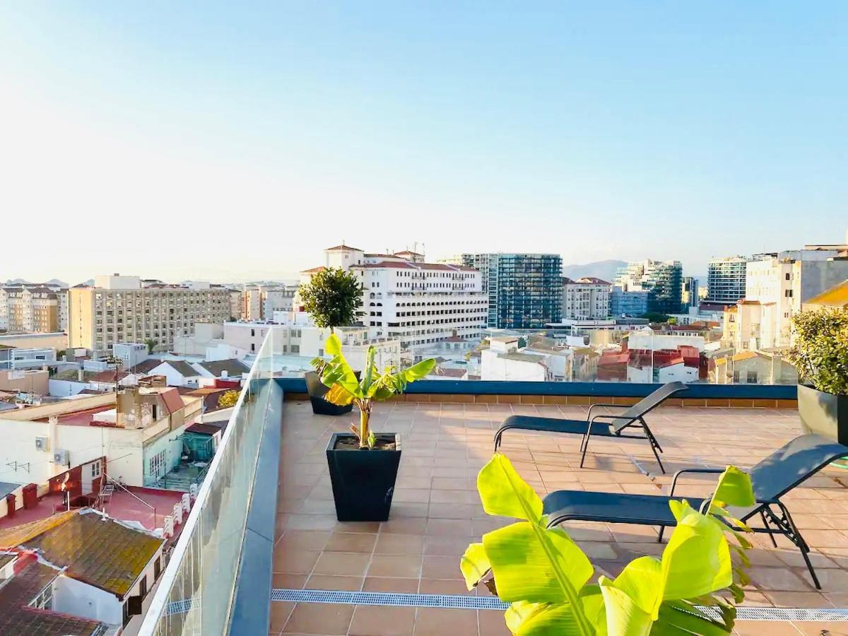 Gibraltar Central Suites Exteriör bild