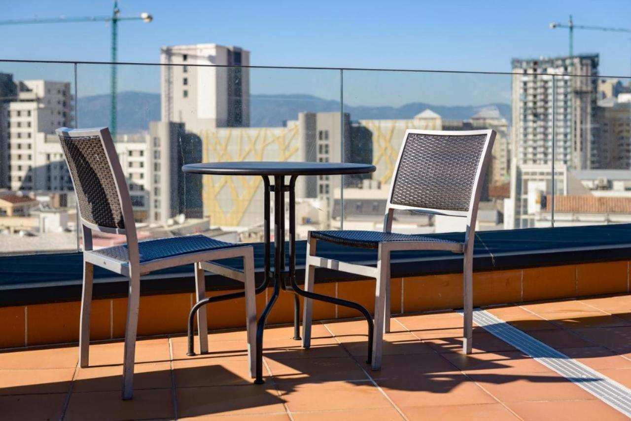 Gibraltar Central Suites Exteriör bild