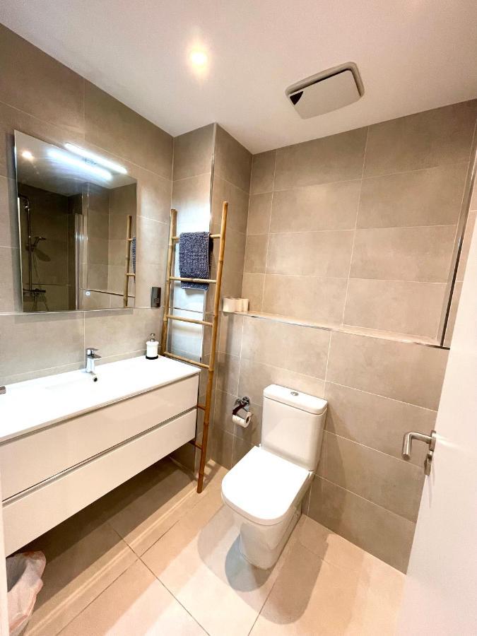 Gibraltar Central Suites Exteriör bild