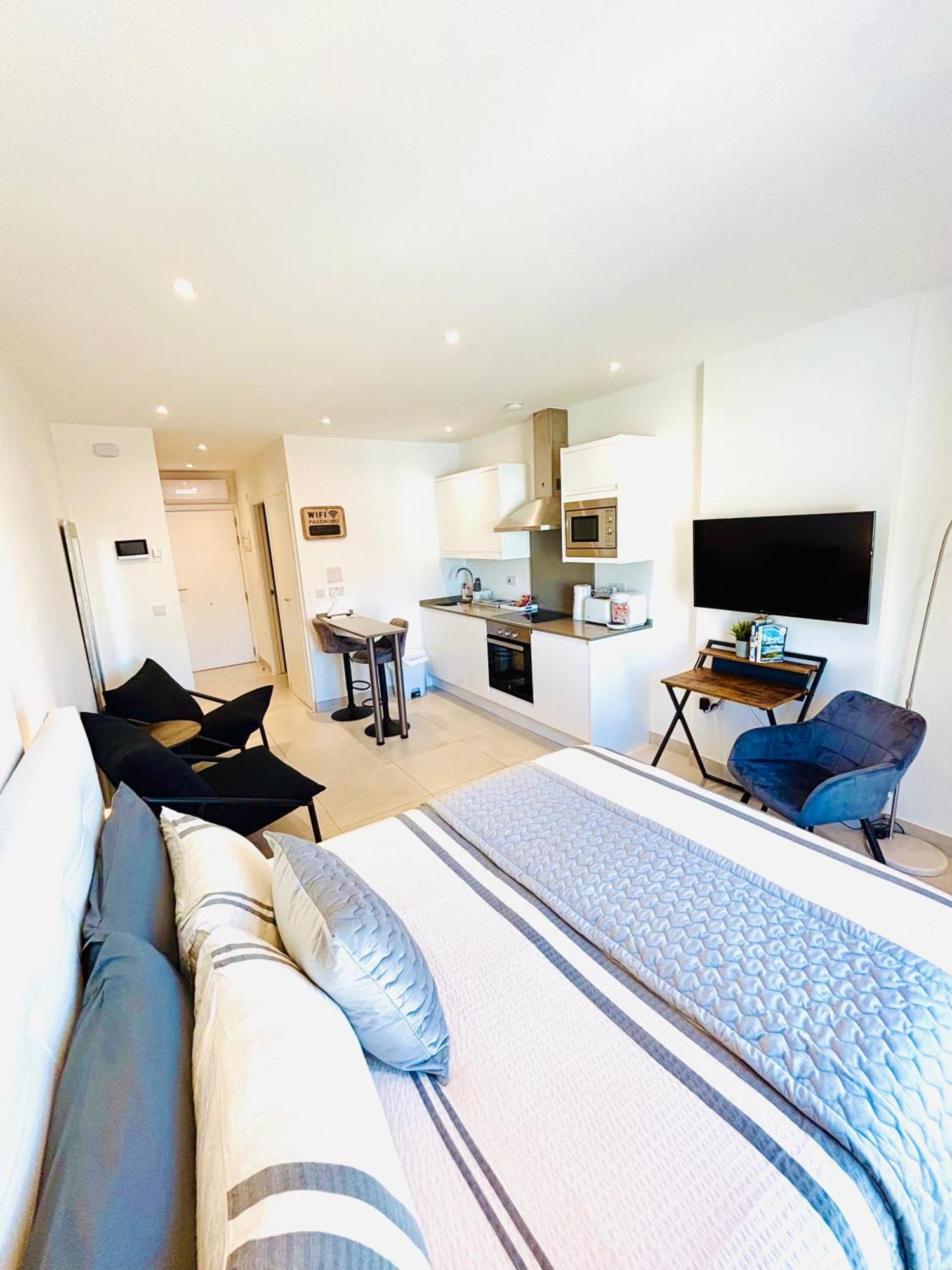Gibraltar Central Suites Exteriör bild